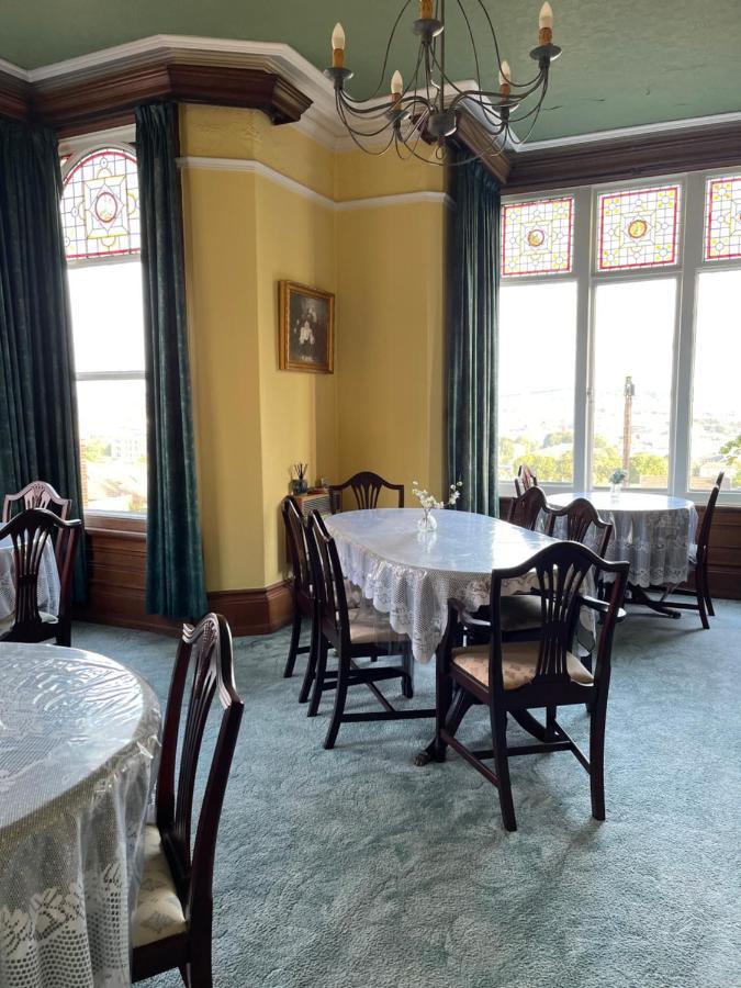 Chimneys Guest House Blackburn (Lancashire) Exterior foto